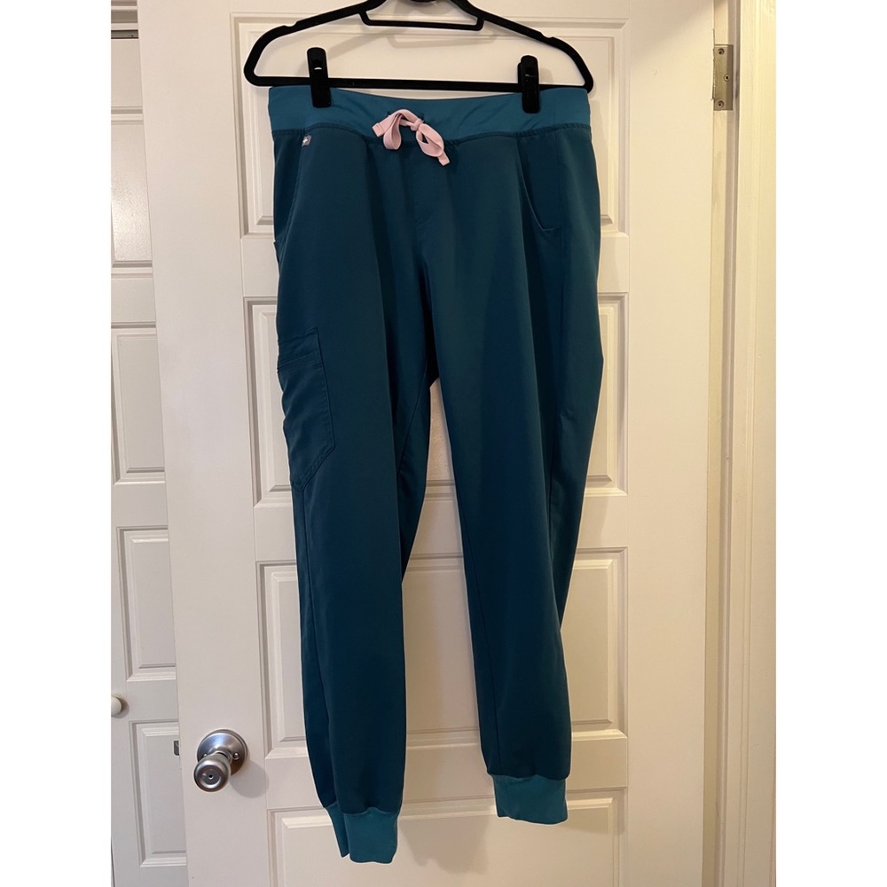 Figs scrub pants joggers